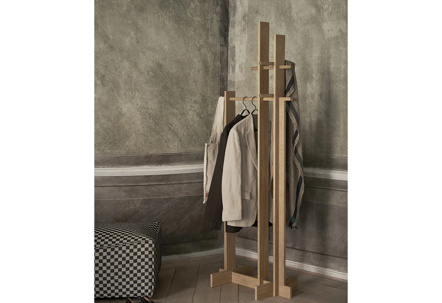 Bridge Clothes Stand